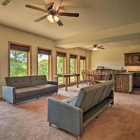 Spacious Log Cabin With Fire Pit And Game Room! Eureka Springs Exteriör bild